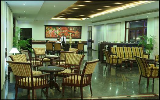 Vijayapark Hotel Kaduturutti Bagian luar foto